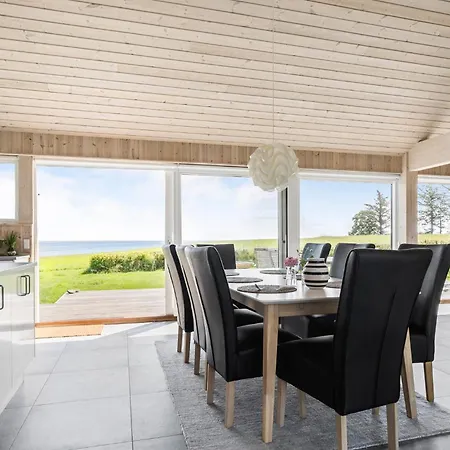 Gorgeous In Samso With Wifi Holiday home *
