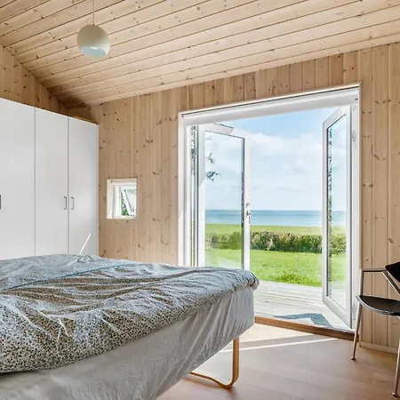 Gorgeous In Samso With Wifi Holiday home *